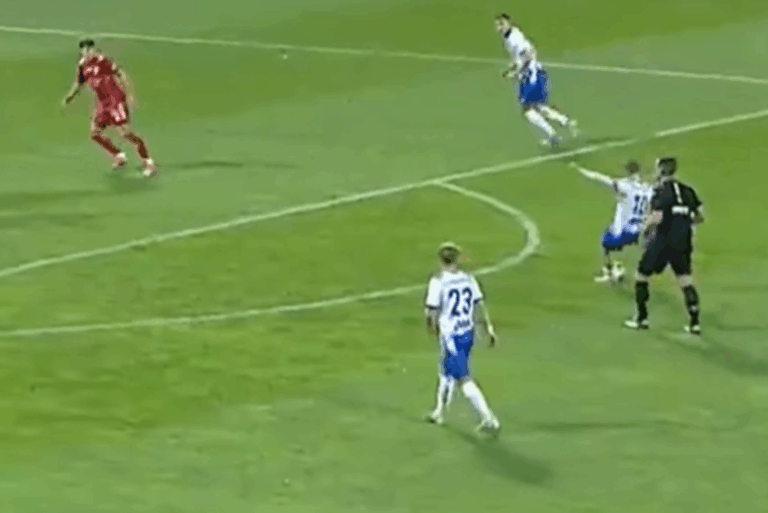 Co za gol w Betclic 1. Lidze! Prosto z rzutu wolnego [WIDEO]