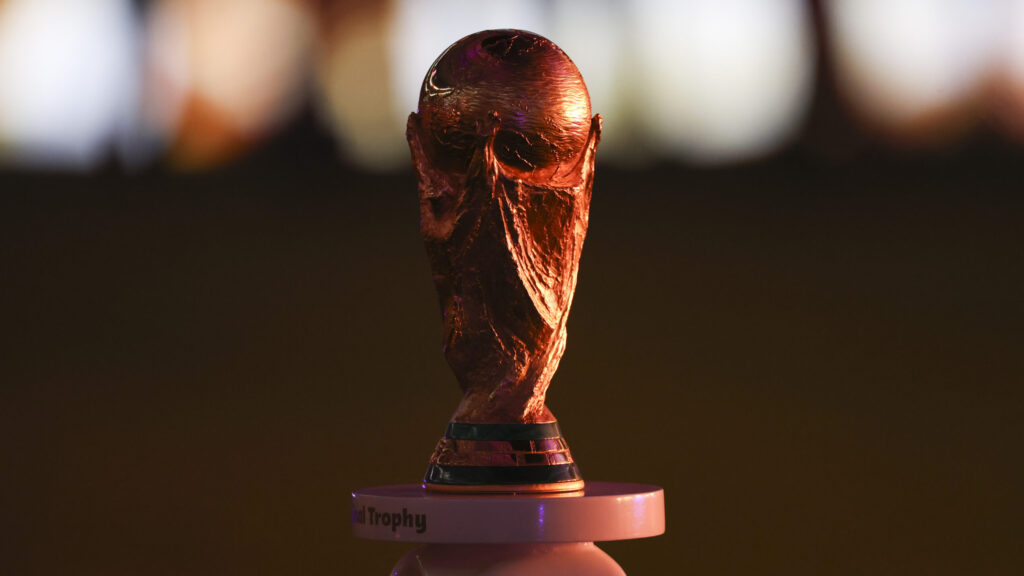 (221218) -- LUSAIER, Dec. 18, 2022 (Xinhua) -- The World Cup trophy is on display prior to the Final between Argentina and France at the 2022 FIFA World Cup at Lusail Stadium in Lusail, Qatar, Dec. 18, 2022. (Xinhua/Li Ming)

2022.12.18 Lusaier
pilka nozna Mistrzostwa Swiata Katar 2022
Argentyna - Francja
Foto Li Ming/Xinhua/PressFocus

!!! POLAND ONLY !!!