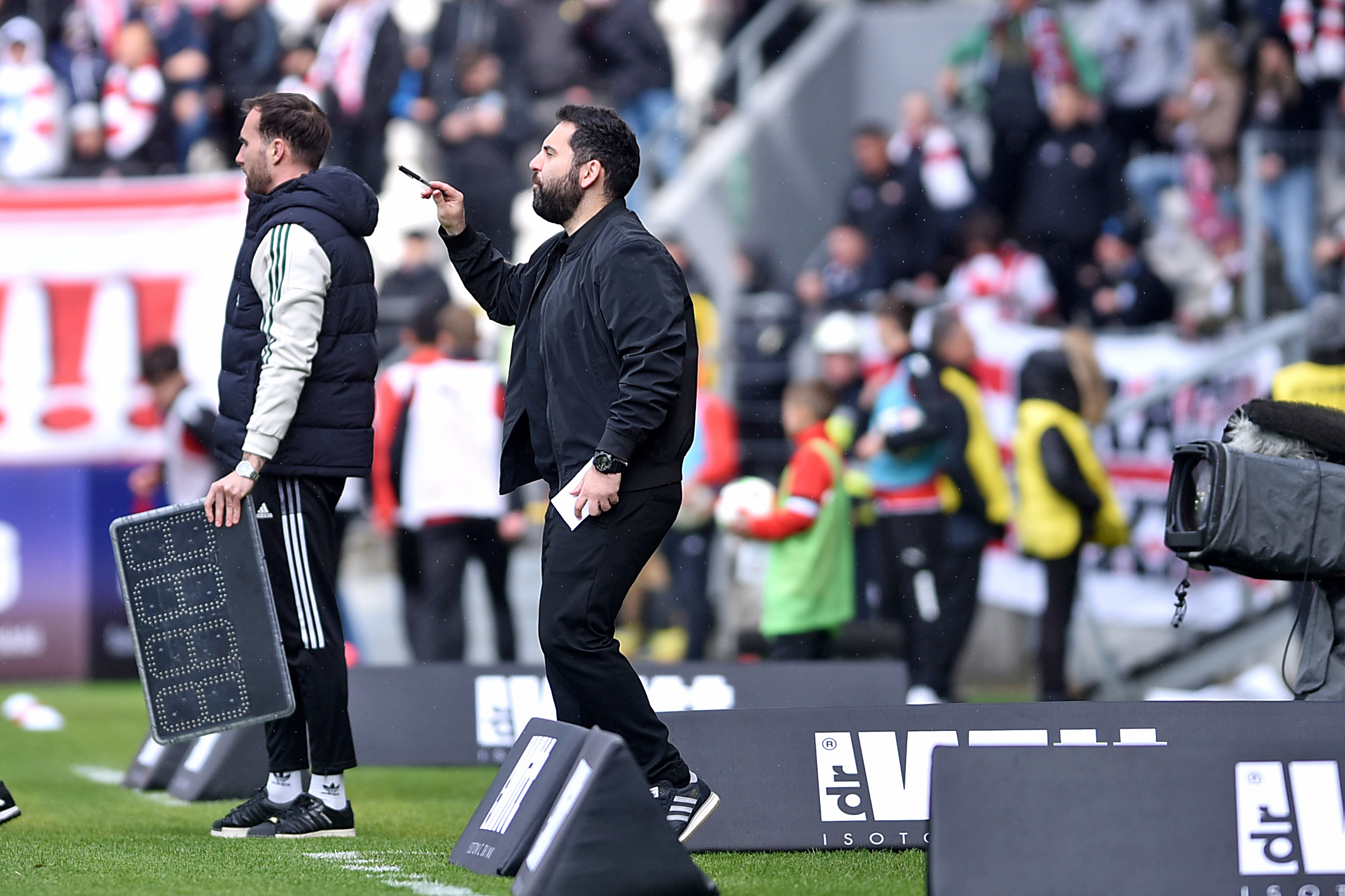 2025.05.18 Krakow
Pilka nozna , PKO BP Ekstraklasa sezon 2024/25
Cracovia Krakow - Legia Warszawa
N/z Goncalo Feio
Foto Krzysztof Porebski / PressFocus

2025.05.18 Krakow
Football Polish top league , 2024/2025 season
Cracovia Krakow - Legia Warszawa
Goncalo Feio
Credit: Krzysztof Porebski / PressFocus