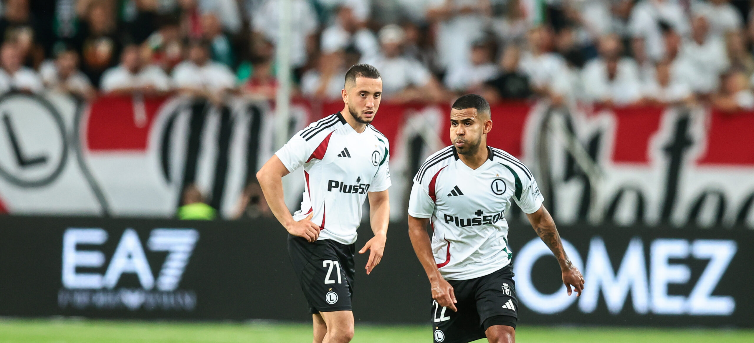 2025.08.28 Warszawa pilka nozna Liga Konferencji kwalifikacje sezon 2025/2026
Legia Warszawa - Hibernian FC
N/z Vahan Bichakhchyan (Legia), Juergen Elitim (Legia)
Foto Tomasz Jastrzebowski / Foto Olimpik / PressFocus

2025.08.28 Warszawa Football - UEFA Conference League play off round season 2025/2026
Legia Warszawa - Hibernian FC
Vahan Bichakhchyan (Legia), Juergen Elitim (Legia)
Credit: Tomasz Jastrzebowski / Foto Olimpik / PressFocus