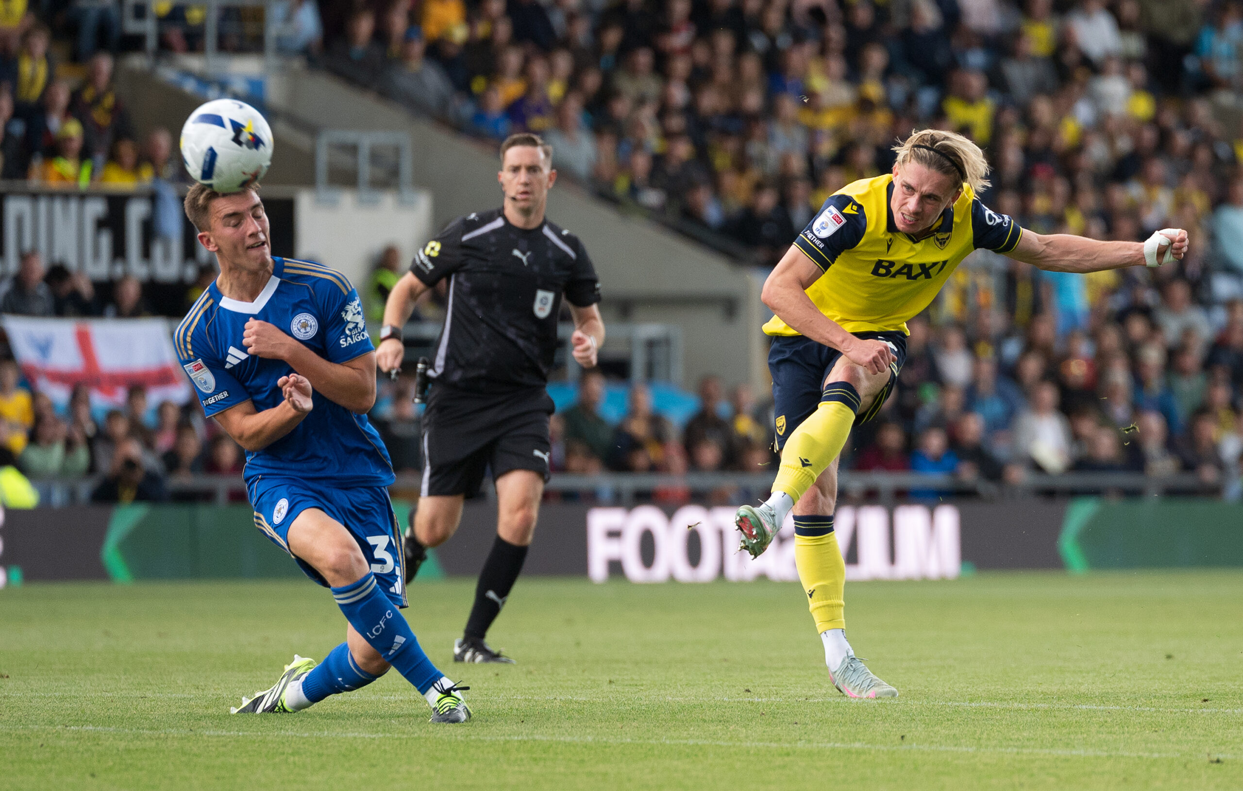 Przemysław Płacheta of Oxford United shoots at goal against Leicester City during the Sky Bet Championship match at the Kassam Stadium, Oxford
Picture by Graeme Wilcockson/Focus Images Ltd 07940465341
13/09/2025
2025.09.13 Oksford
Pilka nozna liga angielska
Oxford United - Leicester City
Foto Graeme Wilcockson/Focus Images/MB Media/PressFocus

!!! POLAND ONLY !!!