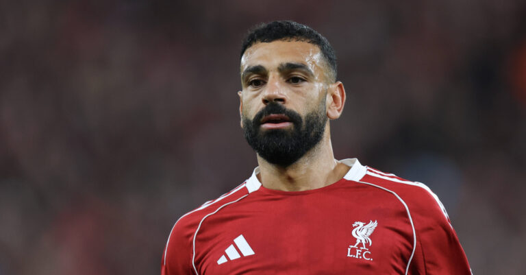 Liverpool, England, 17th September 2025. Mohamed Salah of Liverpool during the Liverpool vs Atletico Madrid UEFA Champions League match at Anfield, Liverpool. Picture credit should read: James Baylis / Sportimage EDITORIAL USE ONLY. No use with unauthorised audio, video, data, fixture lists, club/league logos or live services. Online in-match use limited to 120 images, no video emulation. No use in betting, games or single club/league/player publications. SPI_156_JB_LIV_ATM SPI-4140-0156
2025.09.17 Liverpool
pilka nozna , liga mistrzow
FC Liverpool - Atletico Madryt
Foto IMAGO/PressFocus

!!! POLAND ONLY !!!