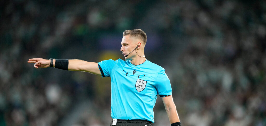 UEFA CHAMPIONS LEAGUE SPORTING CP VS KAIRAT ALMATY Lisboa, Portugal - 18/09/2025: UEFA Champions League match between Sporting CP and Kairat Almaty at Estadio JoseAlvalade Referee Damian Sylwestrzak gives a penalty to Sporting Mandatory Credit: Pedro Loureiro / Avant Sports Agency Lisboa Estadio JoseAlvalade Portugal Copyright: xx
2025.09.18 Lizbona
pilka nozna , liga mistrzow
Sporting Lizbona - Kajrat Almaty
Foto IMAGO/PressFocus

!!! POLAND ONLY !!!