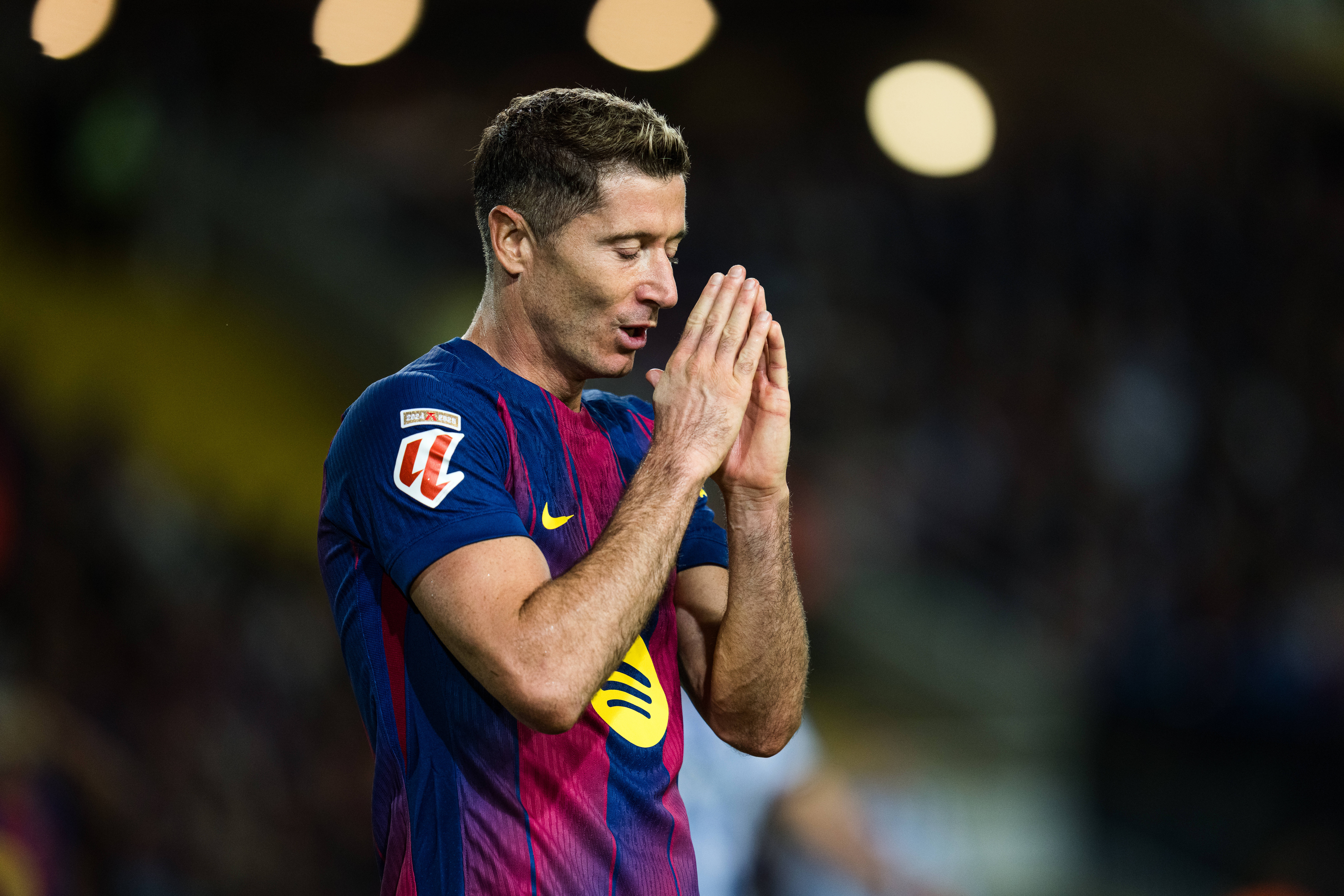 Spanish LaLiga EA Sports FC Barcelona, Barca v Real Sociedad in Barcelona, Spain. FC Barcelona player 9 Robert Lewandowski reacts after scoring chance during LaLiga EA Sports match between FC Barcelona and Real Sociedad in Estadi Olimpic Lluis Companys, Barcelona, Spain, on September 28, 2025. Barcelona Estadi Olimpic Lluis Companys Barcelona Spain
2025.09.28 Barcelona
pilka nozna , liga hiszpanska
FC Barcelona - Real Sociedad San Sebastian
Foto IMAGO/PressFocus

!!! POLAND ONLY !!!