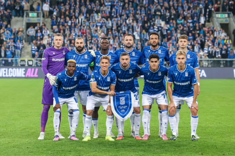 2025.10.02 Poznan
Pilka nozna UEFA Liga Konferencji Faza Ligowa
Lech Poznan - SK Rapid Wieden
N/z Bartosz Mrozek Mikael Ishak Timothy Ouma Antonio Milic Alex Douglas Kornel Lisman Taofeek Ismaheel Joel Pereira Filip Jagiello Luis Palma Michal Gurgul
Foto Pawel Jaskolka / PressFocus

2025.10.02 Poznan
Football UEFA Conference League Matchday 1 Lech Poznan - SK Rapid
Credit: Pawel Jaskolka / PressFocus