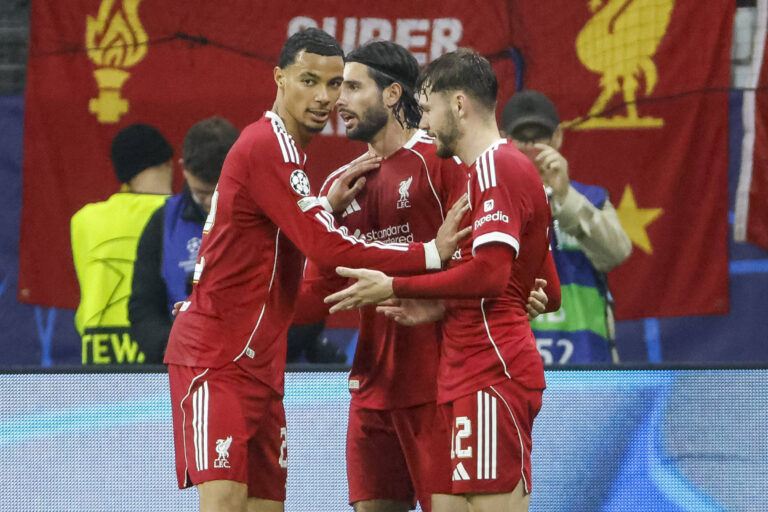 Torjubel FC Liverpool beim 1:5 durch Dominik Szoboszlai FC Liverpool, 08 , Deutschland, UEFA Champions League, 3. Spieltag, 2025/2026, Eintracht Frankfurt vs. FC Liverpool, 22.10.2025, Frankfurt Stadion, Frankfurt, Deutschland Frankfurt Frankfurt Stadion Hessen Deutschland *** Goal celebration Liverpool FC at 1 5 by Dominik Szoboszlai Liverpool FC, 08 , Germany, UEFA Champions League, Matchday 3, 2025 2026, Eintracht Frankfurt vs Liverpool FC, 22 10 2025, Frankfurt Stadion, Frankfurt, Germany Frankfurt Frankfurt Stadion Hessen Germany Copyright: xGrantxHubbsx
2025.10.22 Frankfurt
pilka nozna , liga mistrzow
Eintracht Frankfurt - FC Liverpool
Foto IMAGO/PressFocus

!!! POLAND ONLY !!!