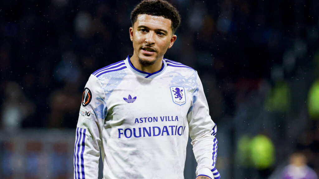 UEFA Europa League 2025/26 League Phase MD3 - Go Ahead Eagles vs Aston Villa FC Jadon Sancho of Aston Villa FC looks on during the UEFA Europa League 2025/26 League Phase MD3 match between Go Ahead Eagles and Aston Villa FC at the Stadion De Adelaarshorst in Deventer, Netherlands, October 23, 2025. Deventer Netherlands PUBLICATIONxNOTxINxJPN Copyright: xMatrixxImagesx/xMarcelxterxBalsx
2025.10.23 Deventer
pilka nozna , liga Europy
Go Ahead Eagles - Aston Villa
Foto IMAGO/PressFocus

!!! POLAND ONLY !!!