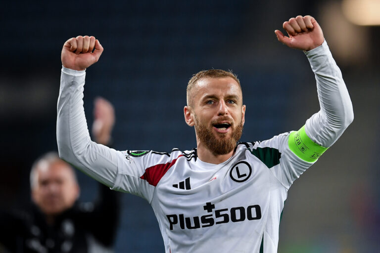 2025.10.23 Krakow
Pilka nozna Liga Konferencji UEFA sezon 2025/26 Faza ligowa 2 kolejka
Szachtar Donieck - Legia Warszawa
N/z Rafal Augustyniak
Foto Mateusz Sobczak / PressFocus

2025.10.23 Krakow
Football UEFA Conference League 2025/26 season League phase Matchday 2
Shakhtar Donetsk - Legia Warsaw
Rafal Augustyniak
Credit: Mateusz Sobczak / PressFocus