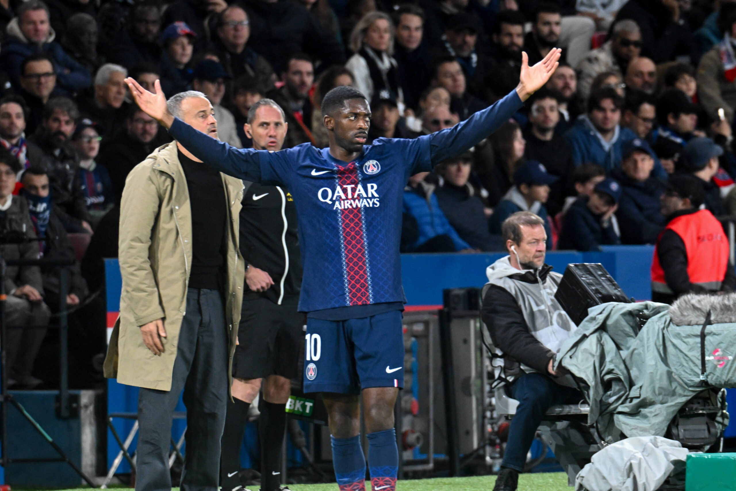 Ousmane Dembele, Luis Enrique - PSG vs Nice in Parc des Princes, Paris, France, on 1 November, 2025.
01/11/2025-Paris, FRANCE.

//URMAN_DSC_9483-2/Credit:LIONEL URMAN/SIPA/2511011921
2025.11.01 Paryz
pilka nozna liga francuska
Paris Saint-Germain - OGC Nice
Foto LIONEL URMAN/SIPA/PressFocus

!!! POLAND ONLY !!!