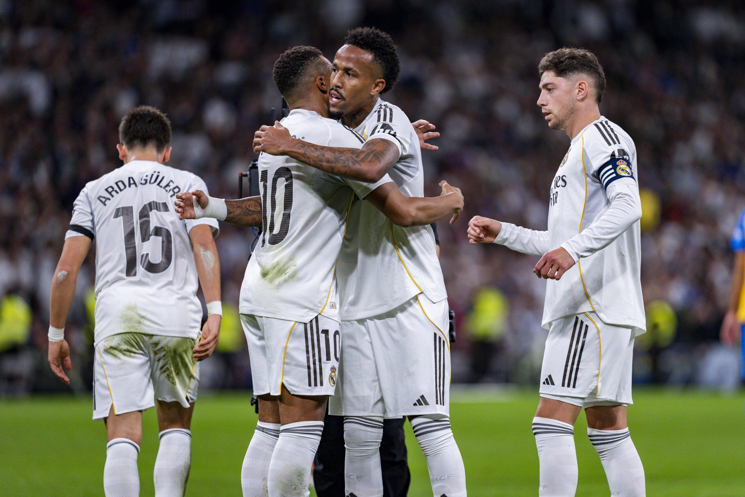 Real Madrid CF v Valencia CF - LaLiga EA Sports Kylian Mbappe of Real Madrid L celebrates his goal with Eder Militao of Real Madrid Rduring the LaLiga EA Sports football match between Real Madrid CF and Valencia CF at Estadio Santiago Bernabeu on November 01, 2025 in Madrid, Spain. Madrid Estadio Santiago Bernabeu Madrid Spain Copyright: xAlbertoxGardinx AGardin_20251101_Foot_Liga_ReaMad_Val_0310
2025.11.01 Madryt
pilka nozna , liga hiszpanska
Real Madryt - Valencia CF
Foto IMAGO/PressFocus

!!! POLAND ONLY !!!