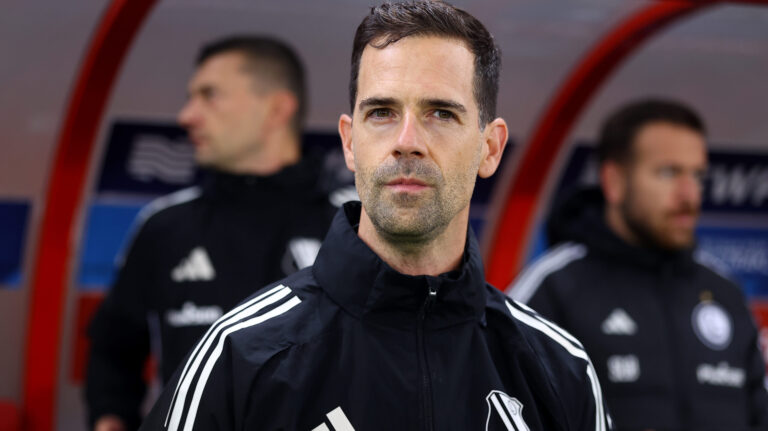 2025.11.02 Lodz Pilka Nozna PKO BP Ekstraklasa Sezon 2025/2026 Widzew Lodz - Legia Warszawa Nz Inaki Astiz Foto:Artur Kraszewski / PressFocus

2025.11.02 Lodz Football PKO BP Ekstraklasa Polish League 2025/2026 Widzew Lodz - Legia Warszawa Inaki Astiz Credit:Artur Kraszewski / PressFocus