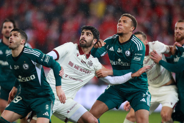 2025.11.03 Lodz Pilka Nozna PKO BP Ekstraklasa Sezon 2025/2026 Widzew Lodz - Legia Warszawa Nz Ruben Vinagre Ricardo Visus Steve Kapuadi Foto:Artur Kraszewski / PressFocus

2025.11.03 Lodz Football PKO BP Ekstraklasa Polish League 2025/2026 Widzew Lodz - Legia Warszawa Ruben Vinagre Ricardo Visus Steve Kapuadi Credit:Artur Kraszewski / PressFocus