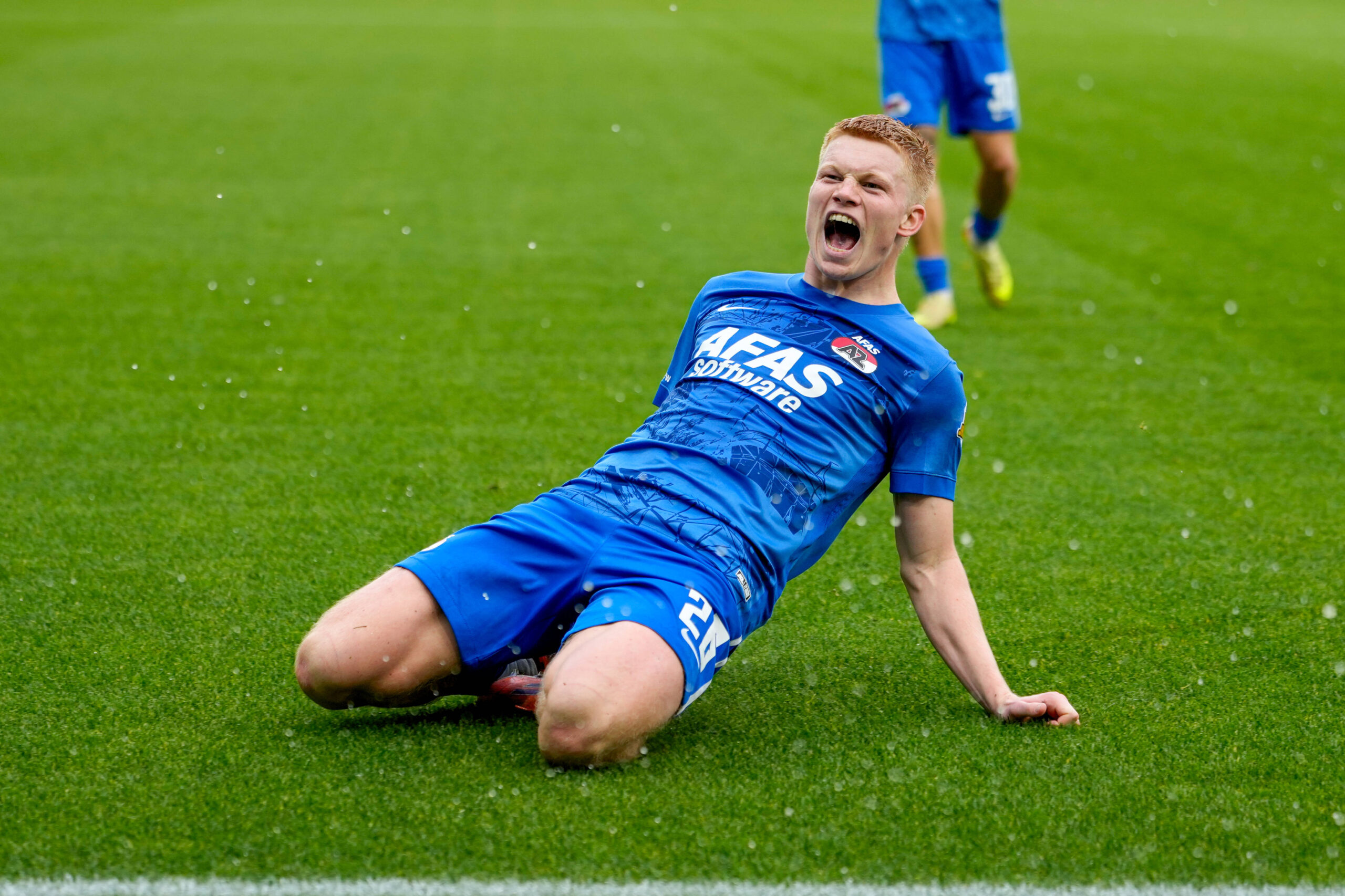 2025-11-02 Sparta Rotterdam v AZ Alkmaar - Dutch Eredivisie ROTTERDAM, NETHERLANDS - NOVEMBER 2: Kees Smit of AZ Alkmaar celebrates with teammates after scoring his teams first goal during the Dutch Eredivisie match between Sparta Rotterdam and AZ Alkmaar at Sparta Stadion Het Kasteel on November 2, 2025 in Rotterdam, Netherlands. Rotterdam Sparta Stadion Het Kasteel Netherlands Content not available for redistribution in The Netherlands directly or indirectly through any third parties. Copyright: xEdxvanxdexPolx
2025.11.02 Rotterdam
pilka nozna , liga holenderska
Sparta Rotterdam - AZ Alkmaar
Foto IMAGO/PressFocus

!!! POLAND ONLY !!!