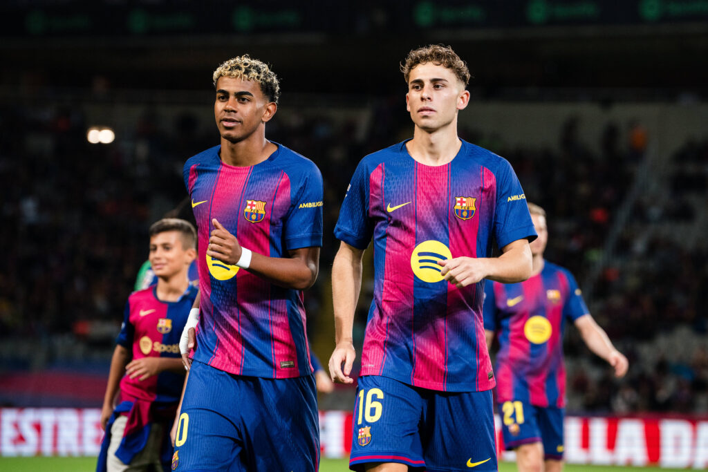 Spanish LaLiga EA Sports FC Barcelona, Barca v Elche CF in Barcelona, Spain. FC Barcelona player 10 Lamine Yamal and 16 Fermin Lopez during LaLiga EA Sports match between FC Barcelona and Elche CF in Estadi Olimpic Lluis Companys, Barcelona, Spain, on November 2, 2025. Barcelona Estadi Olimpic Lluis Companys Barcelona Spain
2025.11.02 Barcelona
pilka nozna , liga hiszpanska
 FC Barcelona - Elche CF
Foto IMAGO/PressFocus

!!! POLAND ONLY !!!
