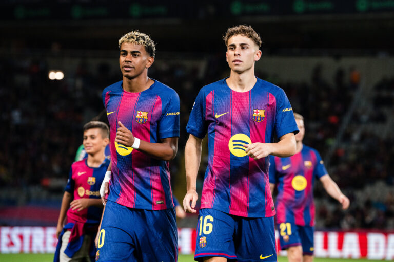 Spanish LaLiga EA Sports FC Barcelona, Barca v Elche CF in Barcelona, Spain. FC Barcelona player 10 Lamine Yamal and 16 Fermin Lopez during LaLiga EA Sports match between FC Barcelona and Elche CF in Estadi Olimpic Lluis Companys, Barcelona, Spain, on November 2, 2025. Barcelona Estadi Olimpic Lluis Companys Barcelona Spain
2025.11.02 Barcelona
pilka nozna , liga hiszpanska
 FC Barcelona - Elche CF
Foto IMAGO/PressFocus

!!! POLAND ONLY !!!