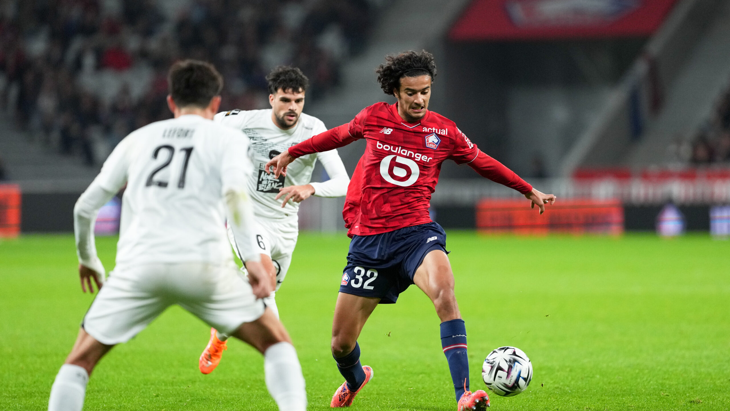 32 Ayyoub BOUADDI (losc) during the Ligue 1 McDonald&#039;s match between Lille OSC and Angers SCO at Stade Pierre Mauroy on November 2, 2025 in Lille, France. (Photo by Dave Winter/FEP/Icon Sport/Sipa USA)
2025.11.02 Lille
pilka nozna liga francuska
Lille OSC - Angers SCO
Foto Icon Sport/SIPA USA/PressFocus

!!! POLAND ONLY !!!