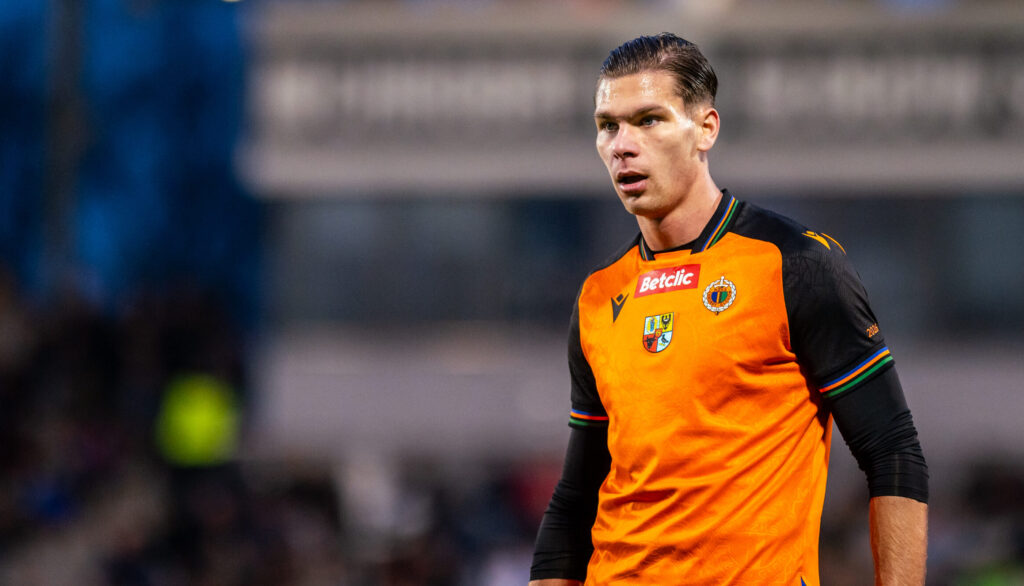 2025.11.02 Radom
pilka nozna Betclic 1.Liga sezon 2025/2026
Chrobry Glogow - Wisla Krakow
N/z {persons}
Foto Gleb Soboliev / PressFocus

2025.11.02 Radom
Football - Polish Second division season 2025/2026
Chrobry Glogow - Wisla Krakow
{persons}
Credit: Gleb Soboliev / PressFocus