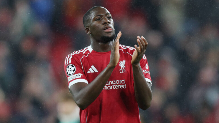 Liverpool, England, 4th November 2025. Ibrahima Konate of Liverpool claps the fans during the Liverpool vs Real Madrid UEFA Champions League match at Anfield, Liverpool. Picture credit should read: James Baylis / Sportimage EDITORIAL USE ONLY. No use with unauthorised audio, video, data, fixture lists, club/league logos or live services. Online in-match use limited to 120 images, no video emulation. No use in betting, games or single club/league/player publications. SPI_073_JB_LIVERPOOL_REAL_MADRID SPI-4264-0073
2025.11.04 Liverpool
pilka nozna liga mistrzow
Liverpool FC - Real Madryt
Foto IMAGO/PressFocus

!!! POLAND ONLY !!!