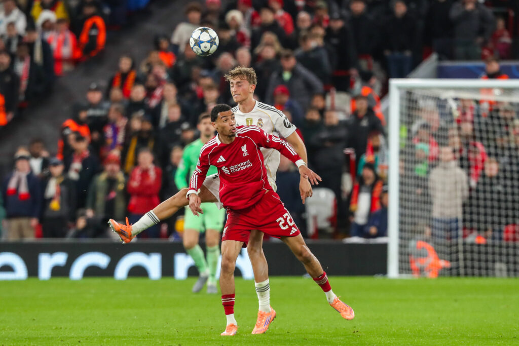 Liverpool v Real Madrid, UEFA Champions League Dean Huijsen Of Real Madrid heads the ball during the Liverpool v Real Madrid UEFA Champions League Round 1 League Stage match at Anfield, Liverpool, England on 4 November 2025 Credit: Lee Keuneke/Every Second Media Editorial use only. All images are copyright Every Second Media Limited. No images may be reproduced without prior permission. Copyright: xIMAGO/EveryxSecondxMediax ESM-1654-0111 LeexKeunekex/xEveryxSecondxMediax
2025.11.04 Liverpool
pilka nozna liga mistrzow
Liverpool FC - Real Madryt
Foto IMAGO/PressFocus

!!! POLAND ONLY !!!