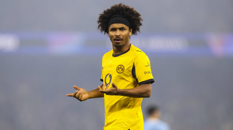 Manchester City v Borussia Dortmund, UEFA Champions League Borussia Dortmund forward Karim Adeyemi 27 during the Manchester City v Borussia Dortmund UEFA Champions League Round 1 League Stage match at the Etihad Stadium, Manchester, England on 5 November 2025 Credit: Phil Duncan/Every Second Media Editorial use only. All images are copyright Every Second Media Limited. No images may be reproduced without prior permission. Copyright: xIMAGO/EveryxSecondxMediax ESM-1655-0019 PhilxDuncanx/xEveryxSecondxMediax
2025.11.05 Manchester
pilka nozna liga mistrzow
Manchester City - Borussia Dortmund
Foto IMAGO/PressFocus

!!! POLAND ONLY !!!