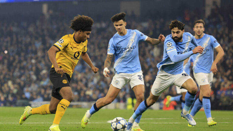 Manchester City v Borussia Dortmund Champions League 05/11/2025. Karim Adeyemi 27 of Borussia Dortmund runs into attack during the Champions League match between Manchester City and Borussia Dortmund at the Etihad Stadium, Manchester, England on 5 November 2025. Manchester Etihad Stadium Manchester England Editorial use only , Copyright: xConorxMolloyx PSI-23168-0035
2025.11.05 Manchester
pilka nozna liga mistrzow
Manchester City - Borussia Dortmund
Foto IMAGO/PressFocus

!!! POLAND ONLY !!!