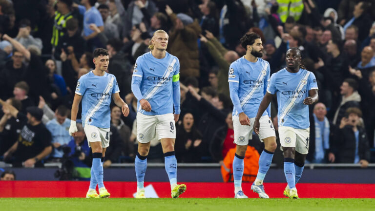 Manchester City v Borussia Dortmund, UEFA Champions League Manchester City forward Erling Haaland 9 scores a GOAL 2-0 and celebrates with Manchester City midfielder Phil Foden 47 Manchester City defender JoÅko Gvardiol 24 and Manchester City midfielder JÃ rÃ my Doku 11 during the Manchester City v Borussia Dortmund UEFA Champions League Round 1 League Stage match at the Etihad Stadium, Manchester, England on 5 November 2025 Credit: Phil Duncan/Every Second Media Editorial use only. All images are copyright Every Second Media Limited. No images may be reproduced without prior permission. Copyright: xIMAGO/EveryxSecondxMediax ESM-1655-0052 PhilxDuncanx/xEveryxSecondxMediax
2025.11.05 Manchester
pilka nozna liga mistrzow
Manchester City - Borussia Dortmund
Foto IMAGO/PressFocus

!!! POLAND ONLY !!!