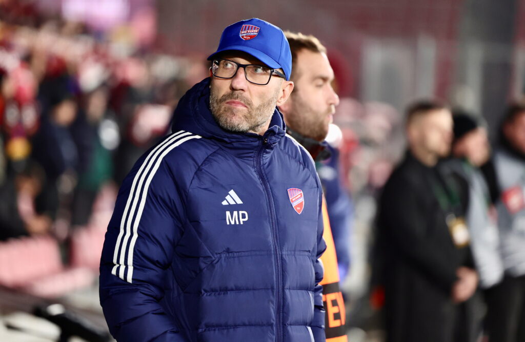 2025.11.06 Praga
pilka nozna Liga Konferencji Europy UEFA Faza grupowa Sezon 2025/2026
Sparta Praga - Rakow Czestochowa 
N/z Marek Papszun

Foto Grzegorz Misiak / PressFocus

2025.11.06 Praga 
Football UEFA Europa Conference League Stage Group Season 2025/2026
Sparta Praga  - Rakow Czestochowa
Marek Papszun

Credit: Grzegorz Misiak / PressFocus