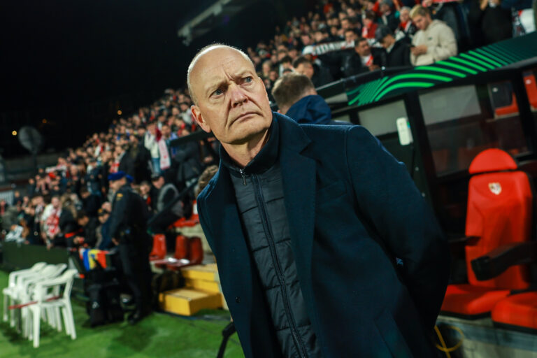 2025.11.06 Madryt
pilka nozna UEFA Liga Konferencji sezon 2025/2026
Rayo Vallecano - Lech Poznan
N/z Niels Frederiksen
Foto Przemyslaw Szyszka / PressFocus

2025.11.06 Madrid
Football - UEFA Conference League season 2025/2026
Rayo Vallecano - Lech Poznan
Niels Frederiksen
Credit: Przemyslaw Szyszka / PressFocus