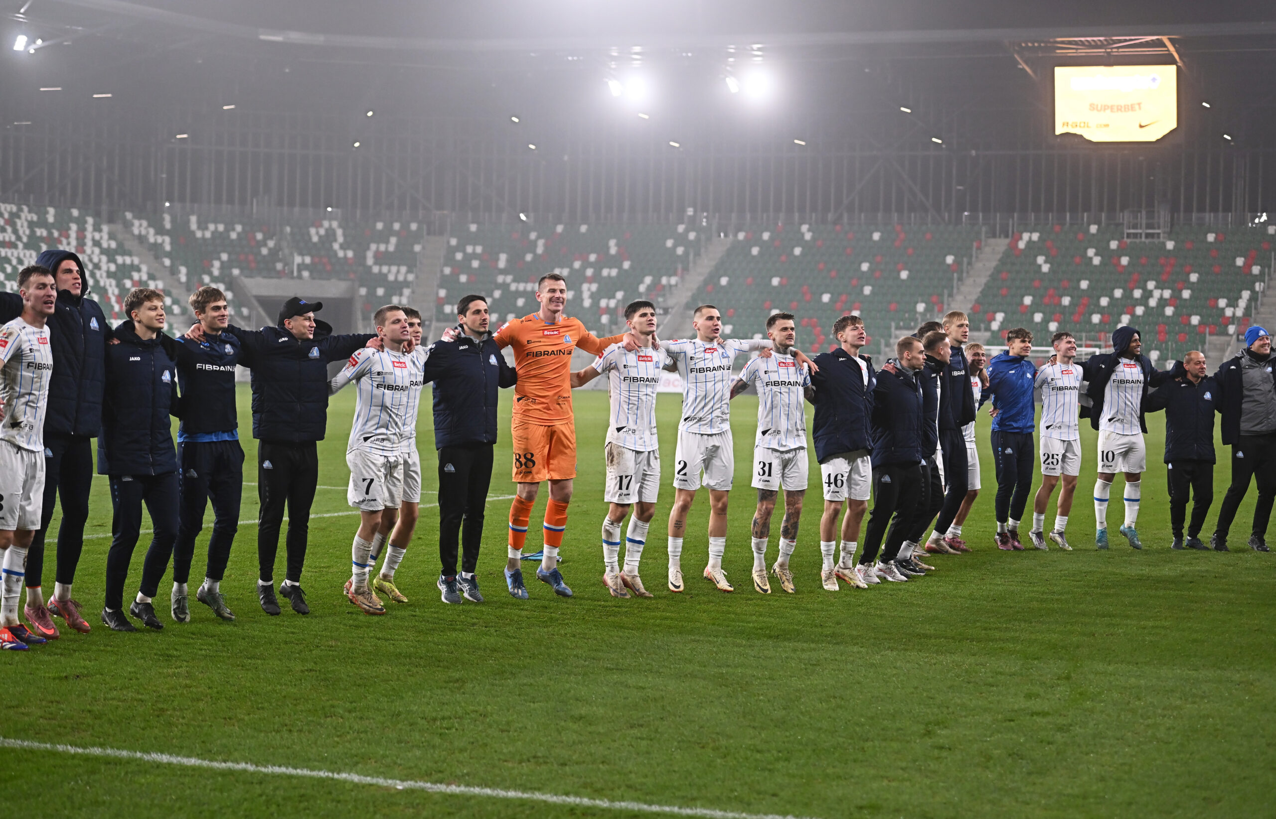 2025.11.08 Sosnowiec
Pilka nozna Pierwsza Liga Betclic 1 Liga Sezon 2025/2026
Wieczysta Krakow - Stal Rzeszow
N/z Radosc Stali Rzeszow po meczu
Foto Norbert Barczyk / PressFocus

2025.11.08 Sosnowiec
Football Polish Betclic First I League Season 2025/2026
Radosc Stali Rzeszow po meczu
Credit: Norbert Barczyk / PressFocus