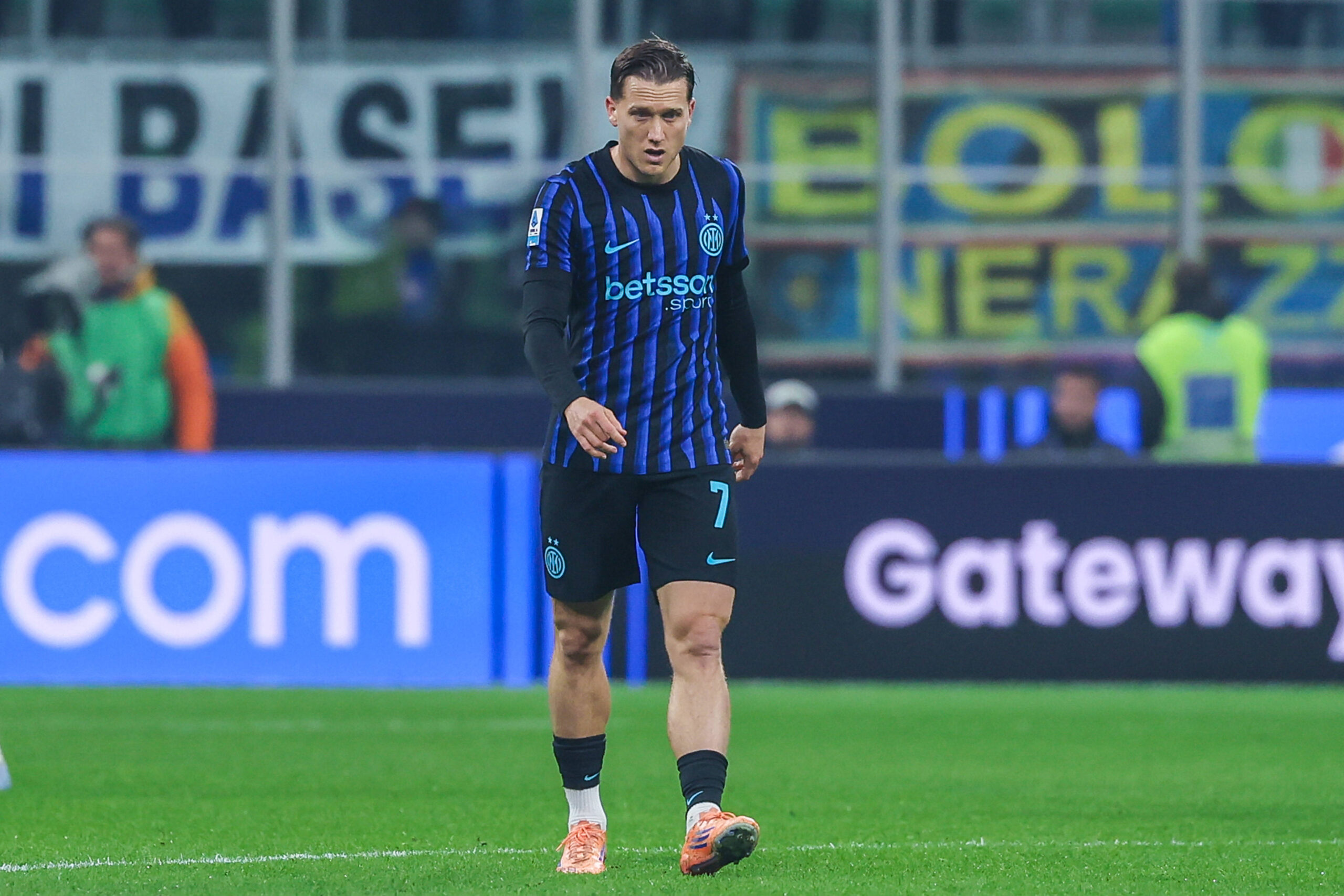 FC Internazionale vs SS Lazio - Serie A 2025/26 - 09/11/2025 Piotr Zielinski of FC Internazionale seen during Serie A 2025/26 football match between FC Internazionale and SS Lazio at San Siro Stadium in Milan *** FC Internazionale vs SS Lazio Serie A 2025 26 09 11 2025 Piotr Zielinski of FC Internazionale seen during Serie A 2025 26 football match between FC Internazionale and SS Lazio at San Siro Stadium in Milan Copyright: xBEAUTIFULxSPORTS/Carabellix
2025.11.09 Mediolan
pilka nozna , liga wloska
Inter Mediolan - SS Lazio Rzym
Foto IMAGO/PressFocus

!!! POLAND ONLY !!!