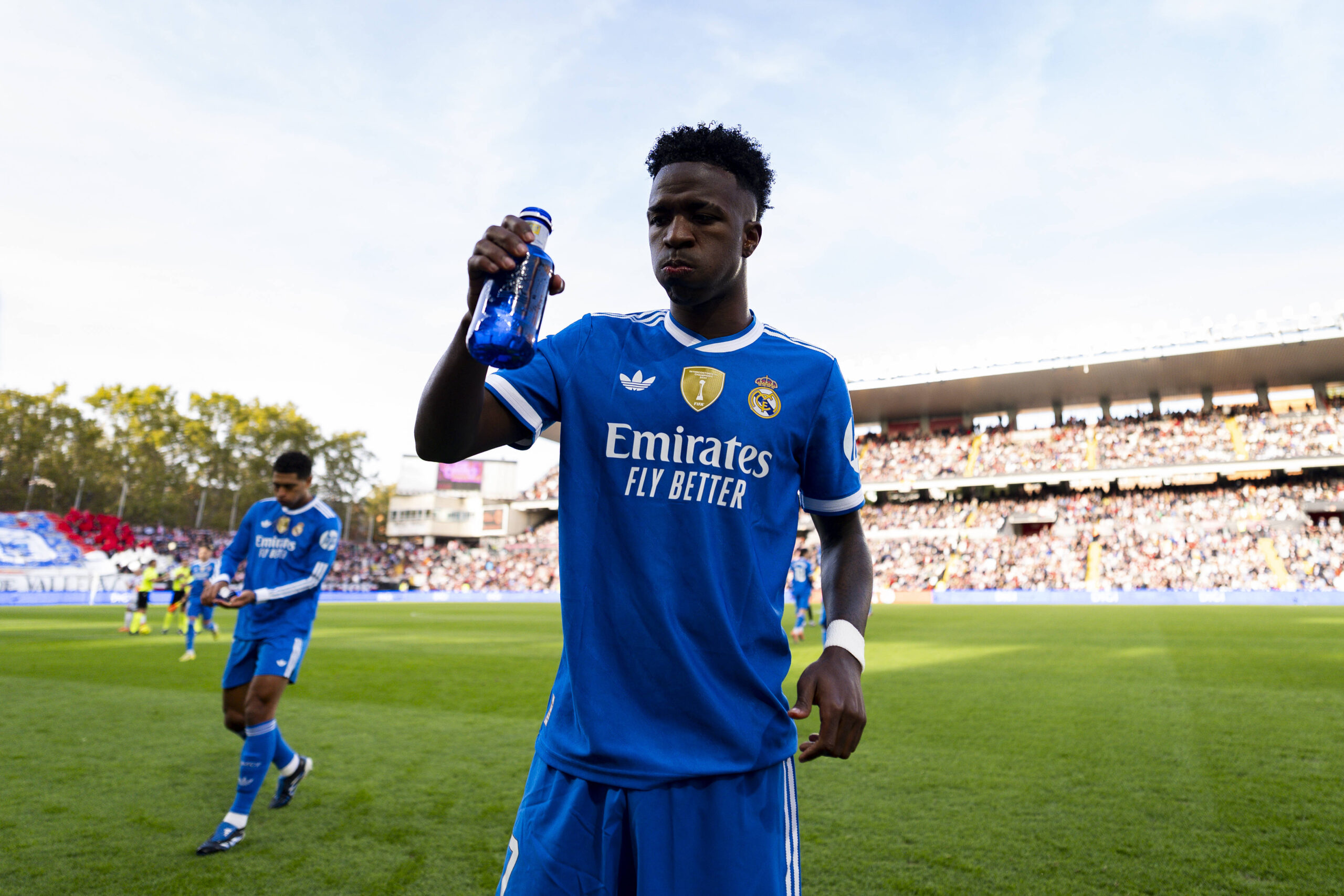 Rayo Vallecano vs Real Madrid - LaLiga EA Sports Vinicius Junior of Real Madrid is seen preparing before the LaLiga EA Sports football match between Rayo Vallecano and Real Madrid at Estadio Vallecas on November 09, 2025 in Madrid, Spain. Madrid Estadio Vallecas Madrid Spain Copyright: xAlbertoxGardinx AGardin_20251109_Foot_Liga_Rayo_ReaMad_0066
2025.11.09 Madryt
pilka nozna liga hiszpanska
Rayo Vallecano - Real Madryt
Foto IMAGO/PressFocus

!!! POLAND ONLY !!!