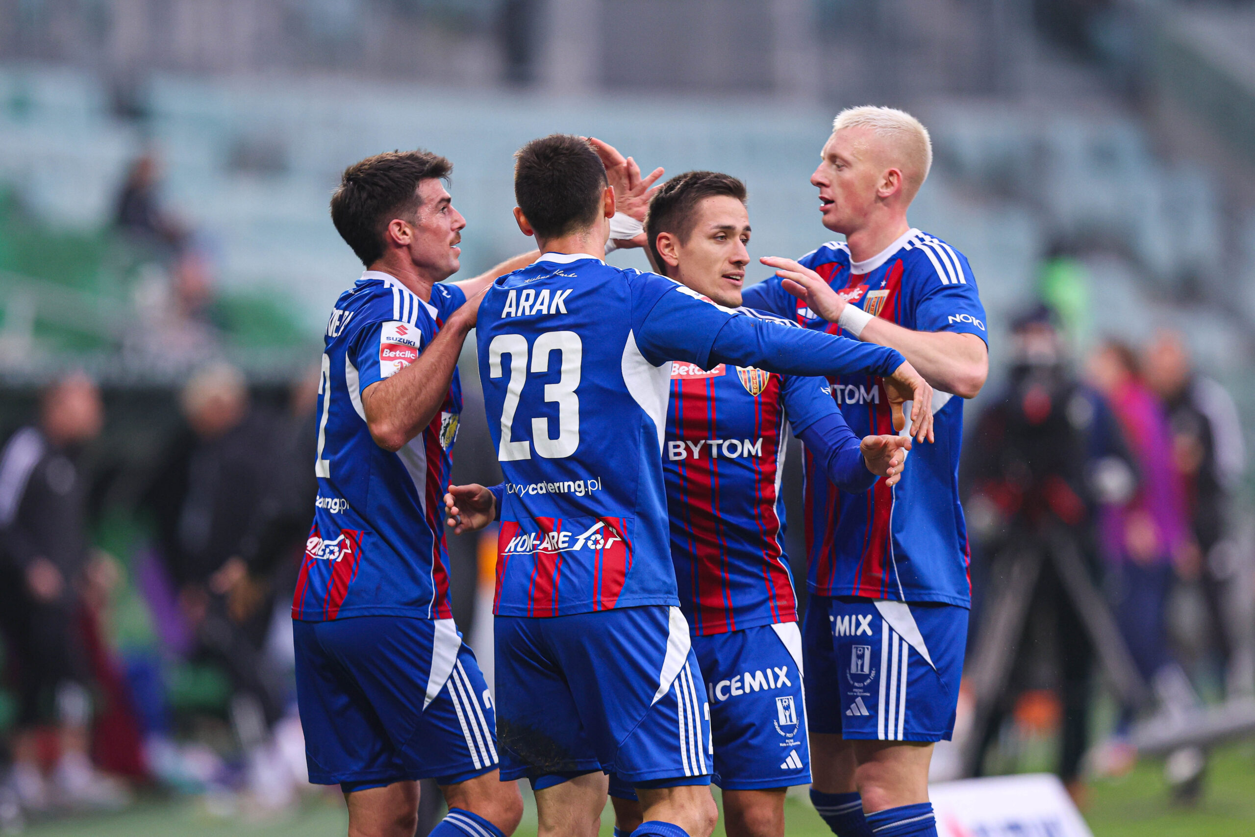 2025.11.09 Wroclaw
pilka nozna Betlic 1 liga sezon 2025/2026
Slask Wroclaw - Polonia Bytom
N/z bramka gol radosc na 2-0 Jakub Arak
Foto Pawel Andrachiewicz / PressFocus

2025.11.09 Wroclaw
Football - Betlic First League season 2025/2026
Slask Wroclaw - Polonia Bytom
bramka gol radosc na 2-0 Jakub Arak
Credit: Pawel Andrachiewicz / PressFocus