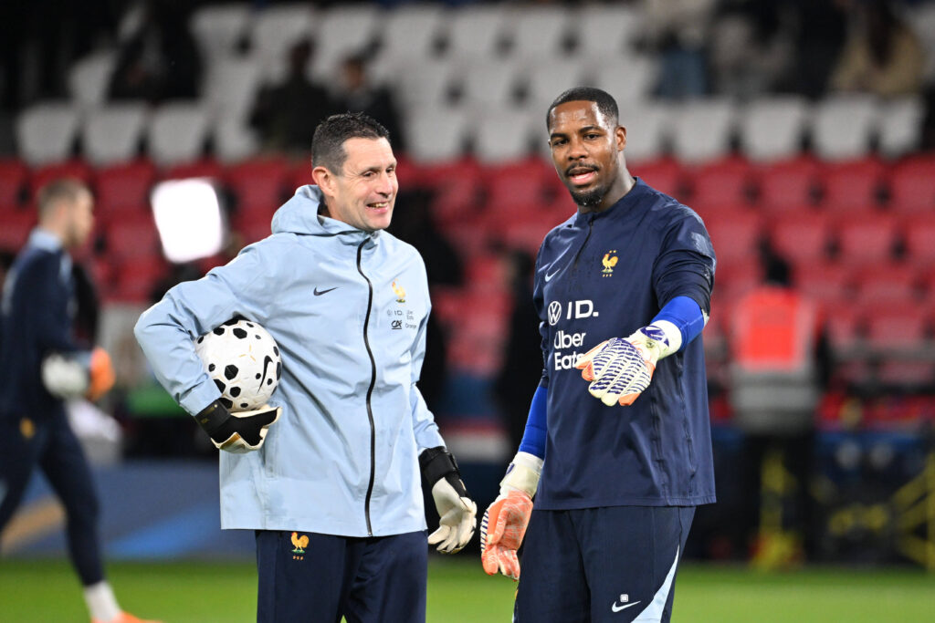 Mike Maignan before the world cup qualification match between France and Ukraine at the Parc des Princes on thursday november 13, 2025. Paris. France. PHOTO: CHRISTOPHE SAIDI / SIPA.//04SAIDICHRISTOPHE_sipa.25266/Credit:CHRISTOPHE SAIDI/SIPA/2511141625
2025.11.13 Paryz
pilka nozna , eliminacje , kwalifikacje do mistrzostw swiata 2026
Francja - Ukraina
Foto CHRISTOPHE SAIDI/SIPA/PressFocus

!!! POLAND ONLY !!!