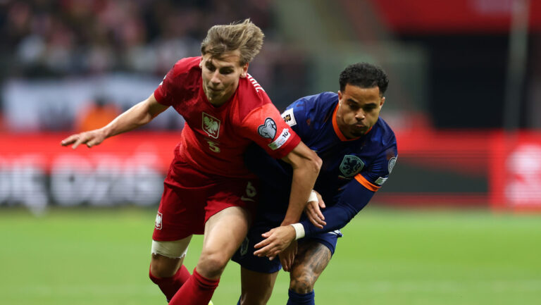 2025.11.14 Warszawa Eliminacje MS 2026, Mecz Polska - Holandia N/z Jan Ziolkowski Justin Kluivert Foto Piotr Matusewicz / PressFocus

2025.11.14 Warszawa
Football European Qualifiers 2026
Poland - Netherlands
Jan Ziolkowski Justin Kluivert 
Credit: Piotr Matusewicz / PressFocus