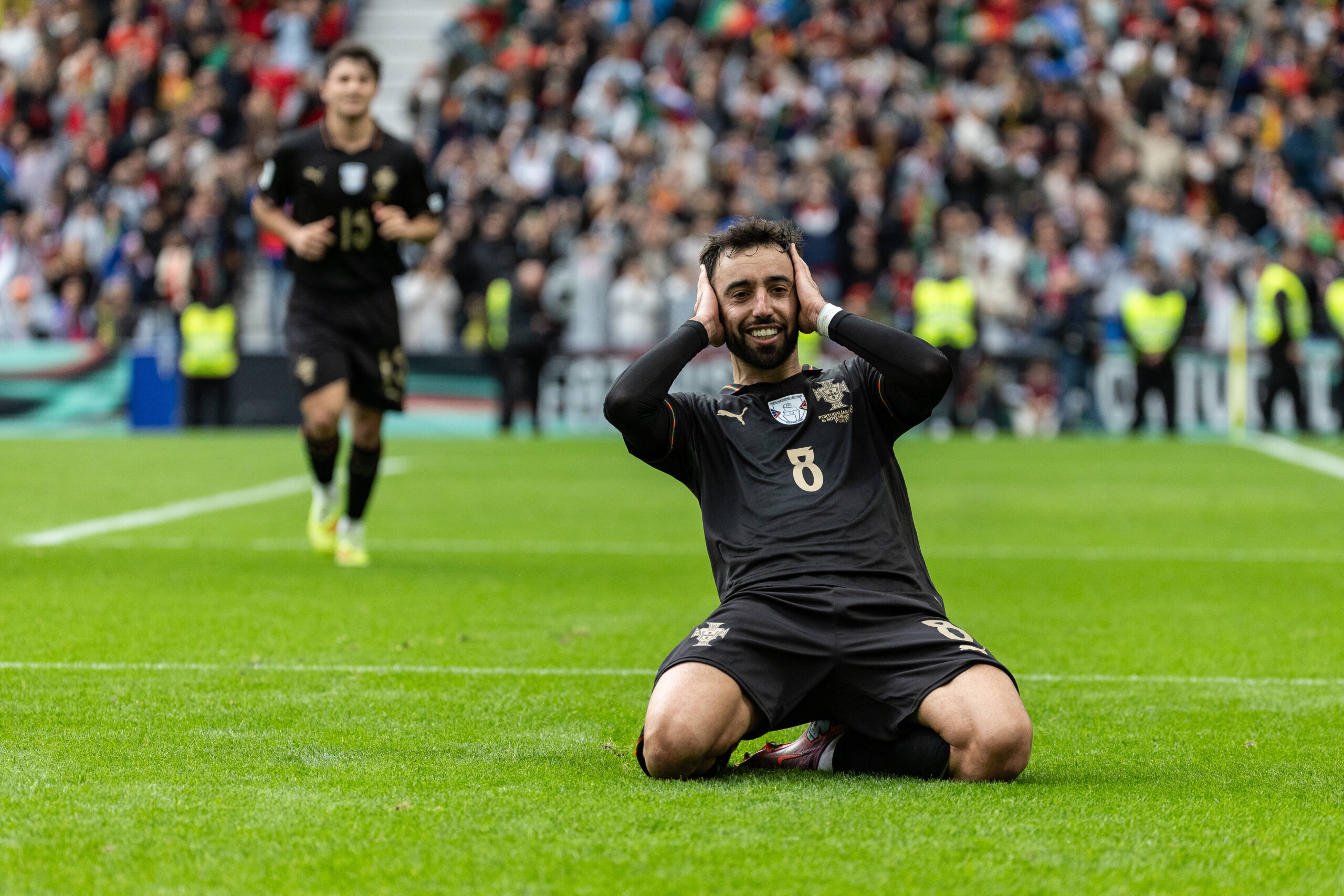 Bruno Fernandes  Portugal national team, Nationalteam  celebrating a goal during the match between Portugal National Team and Armenia National team, valid for 2026 World Cup Qualifiers at Estdio do Drago on 16 November 2025. Porto Estadio do Dragao Porto Portugal Copyright: xIMAGOx/xPRIMExSPORTSxIMAGESx/xFILIPExOLIVEIRAx
2025.11.16 Porto
pilka nozna mistrzostwa swiata kwalifikacje
Portugalia - Armenia
Foto IMAGO/PressFocus

!!! POLAND ONLY !!!