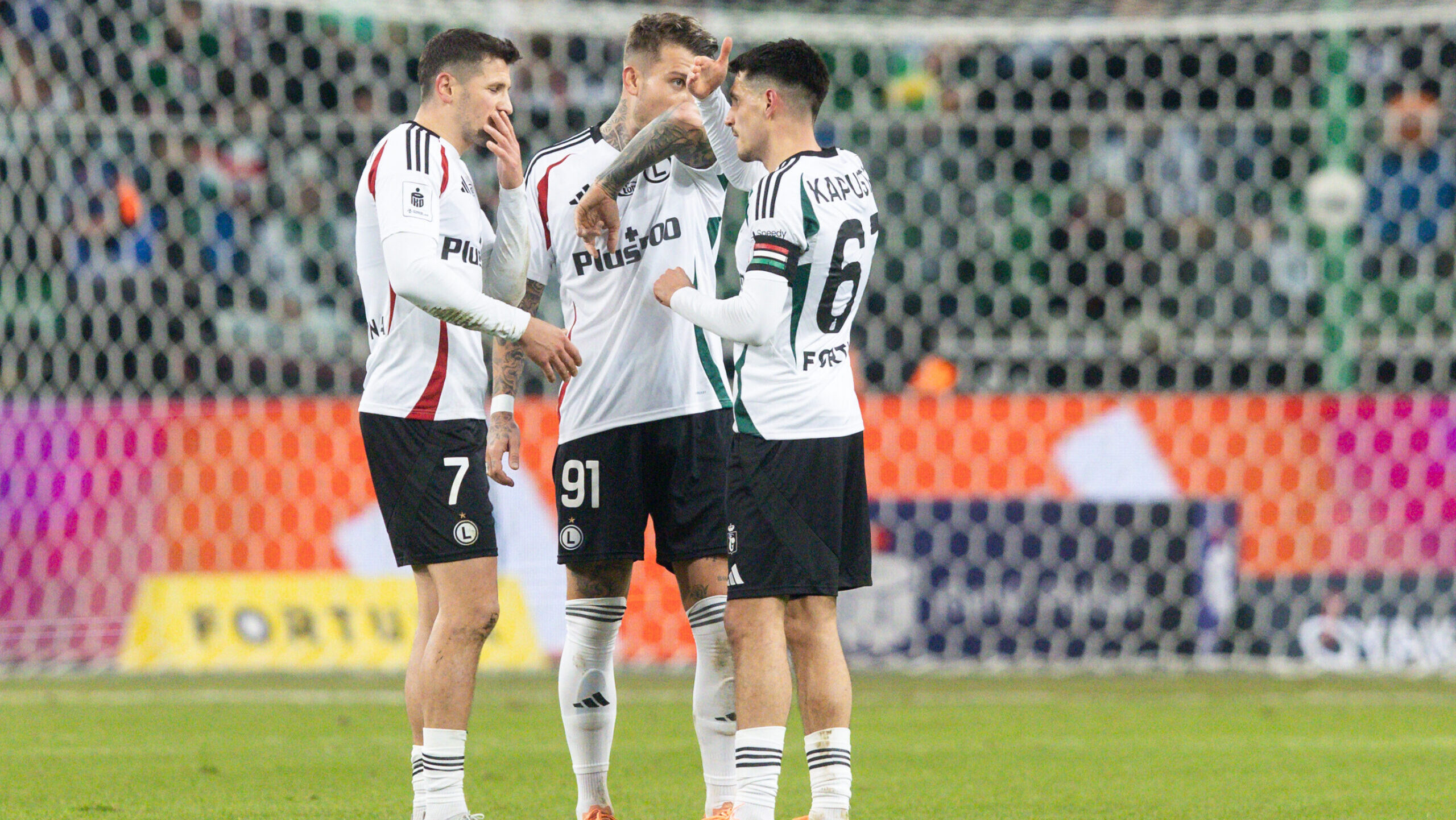 2025.11.22 Warszawa pilka nozna PKO Ekstraklasa sezon 2025/2026
Legia Warszawa - Lechia Gdansk
N/z Pawel Wszolek (Legia), Kamil Piatkowski (Legia), Bartosz Kapustka (Legia)
Foto Tomasz Jastrzebowski / Foto Olimpik / PressFocus

2025.11.22 Warsaw Football PKO Ekstraklasa season 2025/2026
Legia Warszawa - Lechia Gdansk
Pawel Wszolek (Legia), Kamil Piatkowski (Legia), Bartosz Kapustka (Legia)
Credit: Tomasz Jastrzebowski / Foto Olimpik / PressFocus