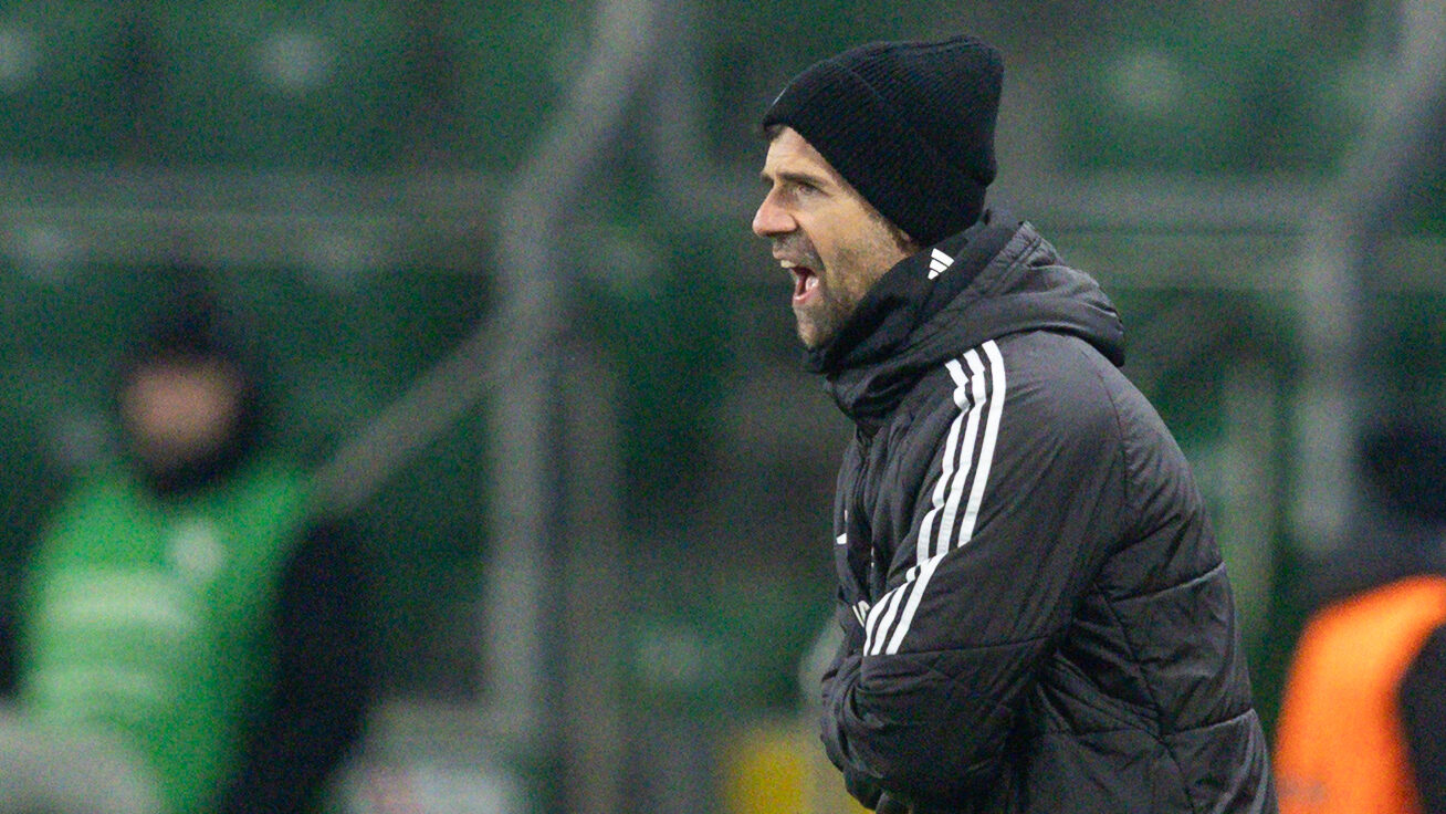 2025.11.22 Warszawa pilka nozna PKO Ekstraklasa sezon 2025/2026
Legia Warszawa - Lechia Gdansk
N/z Trener Inaki Astiz (Legia)
Foto Tomasz Jastrzebowski / Foto Olimpik / PressFocus

2025.11.22 Warsaw Football PKO Ekstraklasa season 2025/2026
Legia Warszawa - Lechia Gdansk
Trener Inaki Astiz (Legia)
Credit: Tomasz Jastrzebowski / Foto Olimpik / PressFocus