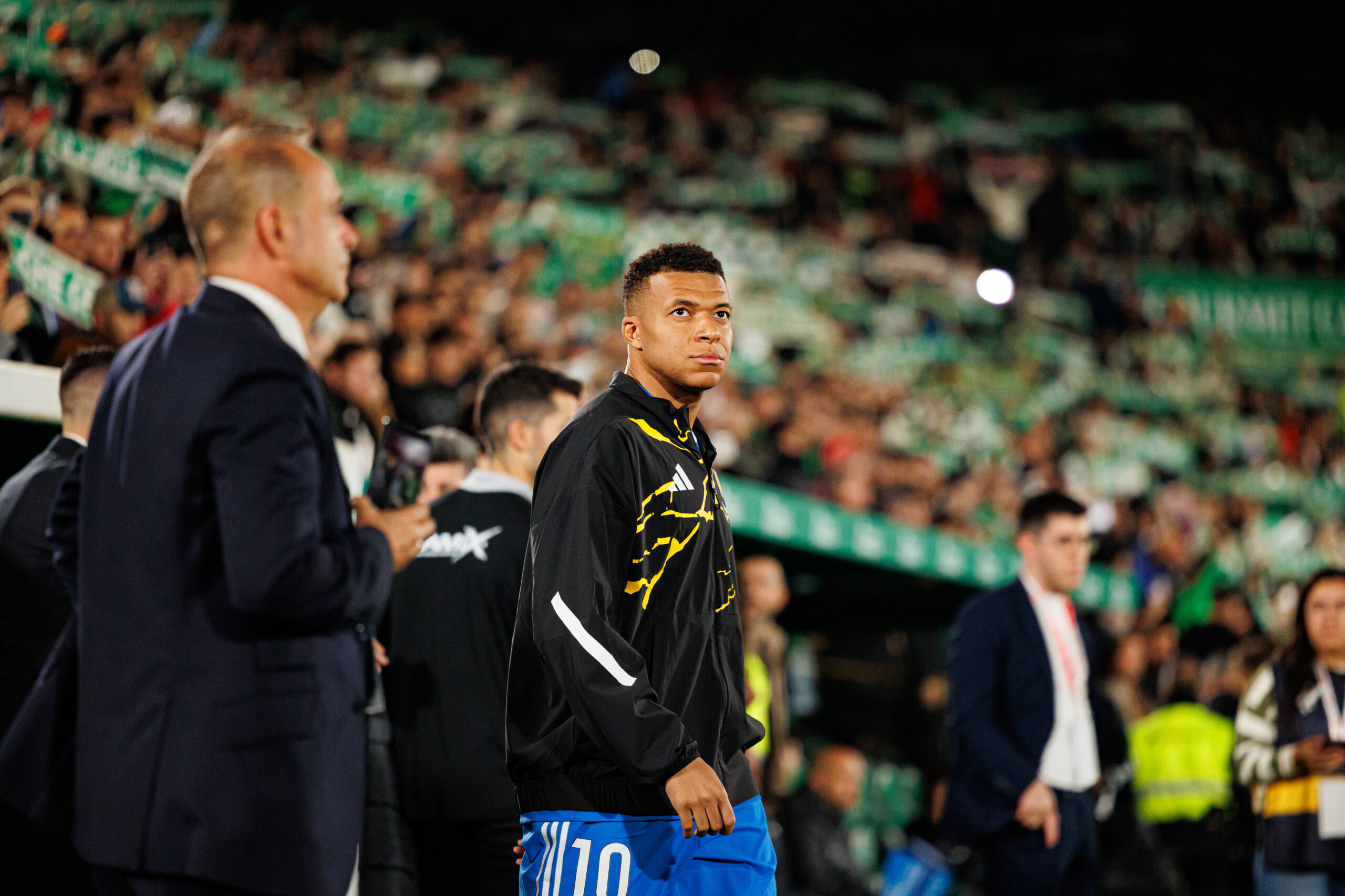Kylian Mbappe seen during LaLiga EA SPORTS game between teams of Elche CF and Real Madrid FC at Estadio Manuel Martinez Valero Maciej Rogowski/Ball Raw Images Elche Manuel Martinez Valero Spain Copyright: xMaciejxRogowskix maciejrogowski_elchecf_realmadrid_2526-013
2025.11.23 Elche
pilka nozna , liga hiszpanska
Elche CF - Real Madryt
Foto IMAGO/PressFocus

!!! POLAND ONLY !!!