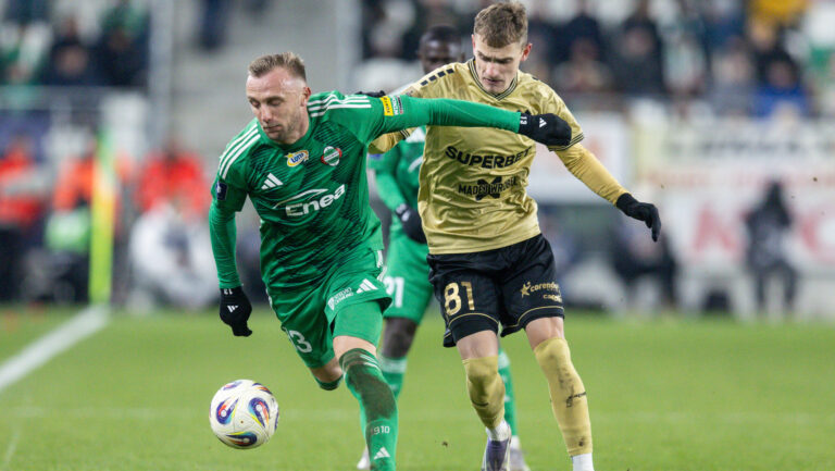 2025.11.28 Radom pilka nozna PKO Ekstraklasa sezon 2025/2026
Radomiak Radom - Gornik Zabrze
N/z Jan Grzesik (Radomiak), Matus Kmet (Gornik)
Foto Tomasz Jastrzebowski / Foto Olimpik / PressFocus

2025.11.28 Radom Football PKO Ekstraklasa season 2025/2026
Radomiak Radom - Gornik Zabrze
Jan Grzesik (Radomiak), Matus Kmet (Gornik)
Credit: Tomasz Jastrzebowski / Foto Olimpik / PressFocus