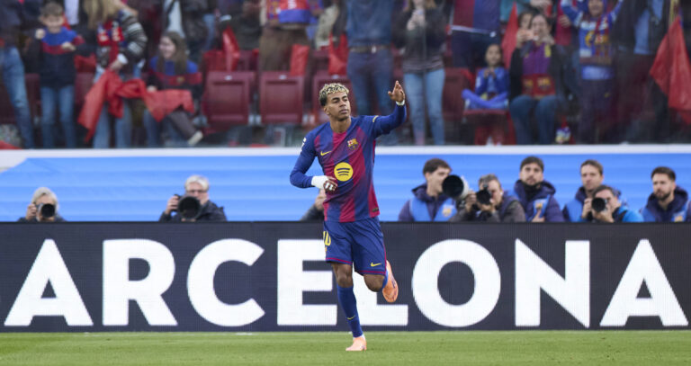 FC Barcelona, Barca v Deportivo Alaves - LaLiga EA Sports Lamine Yamal of FC Barcelona celebrates after scoring the team s first goal during the LaLiga EA Sports match between FC Barcelona and Deportivo Alaves at Spotify Camp Nou on November 29, 2025, in Barcelona, Spain. Barcelona Spotify Camp Nou Catalunya Spain RL_FCBvDALV_000045 Copyright: xRicardoxLarreinax
2025.11.29 Barcelona
pilka nozna , liga hiszpanska
FC Barcelona - Deportivo Alaves
Foto IMAGO/PressFocus

!!! POLAND ONLY !!!