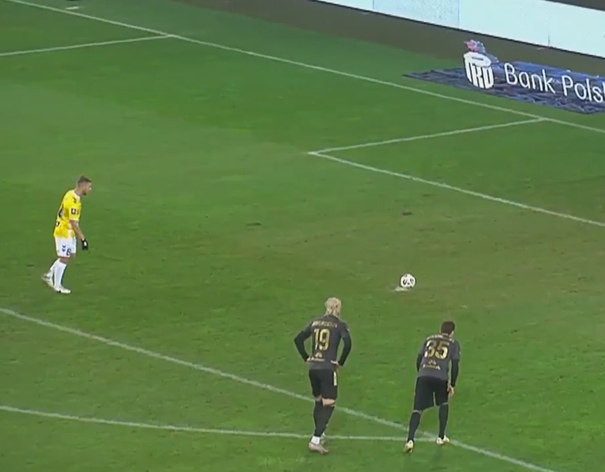 Fatalne wykonanie karnego w Ekstraklasie! [WIDEO]