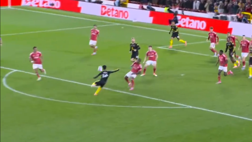 Co za wolej! Cudowna bramka gracza United [WIDEO]