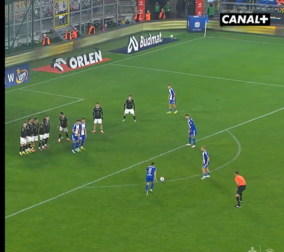 Wejście Smoka! Pierwszy kontakt z piłką i takie golazo Pacheco! [WIDEO]