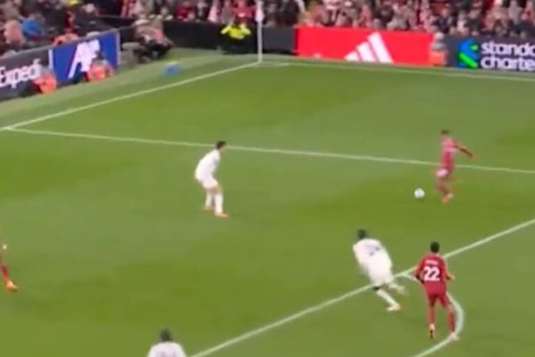 Mohamed Salah skorzystał z prezentu! Dla Egipcjanina to jubileuszowy gol [WIDEO]