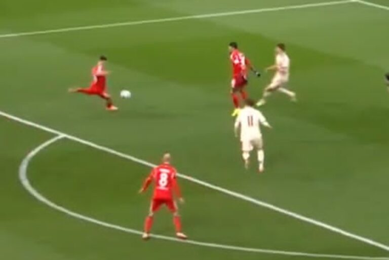 Liga Mistrzów wróciła! Piękna bramka na start 5. kolejki [WIDEO]