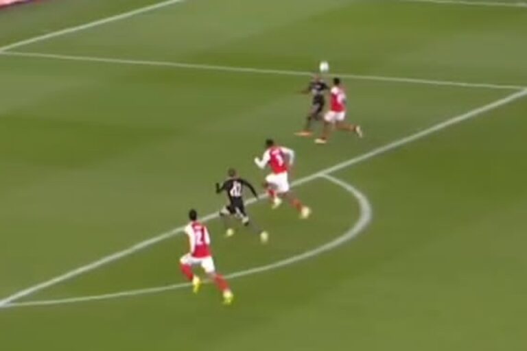 Cudowna akcja Bayernu w hicie Ligi Mistrzów! 17-latek znów trafia [WIDEO]