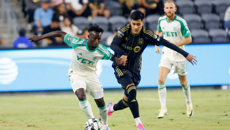 Austin FC's Osman Bukari (L) and Los Angeles FC's Omar Campos (L) vie for the ball during a Leagues Cup match at BMO Stadium. Los Angeles FC won against Austin FC 2-0 (Photo by Ringo Chiu / SOPA Images/Sipa USA)
2024.08.07 Los Angeles
pilka nozna Leagues Cup 2024
Los Angeles FC - Austin FC
Foto Ringo Chiu / SOPA Images/SIPA USA/PressFocus

!!! POLAND ONLY !!!