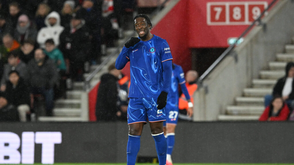 Southampton v Chelsea Premier League 04/12/2024. Axel Disasi 2 of Chelsea during the Premier League match between Southampton and Chelsea at the St Mary s Stadium, Southampton, England on 4 December 2024. Southampton St Mary s Stadium Hampshire England Editorial use only DataCo restrictions apply See www.football-dataco.com , Copyright: xGrahamxHuntx PSI-20955-0139
2024.12.04 Southampton
pilka nozna liga angielska
Southampton - Chelsea Londyn
Foto IMAGO/PressFocus

!!! POLAND ONLY !!!