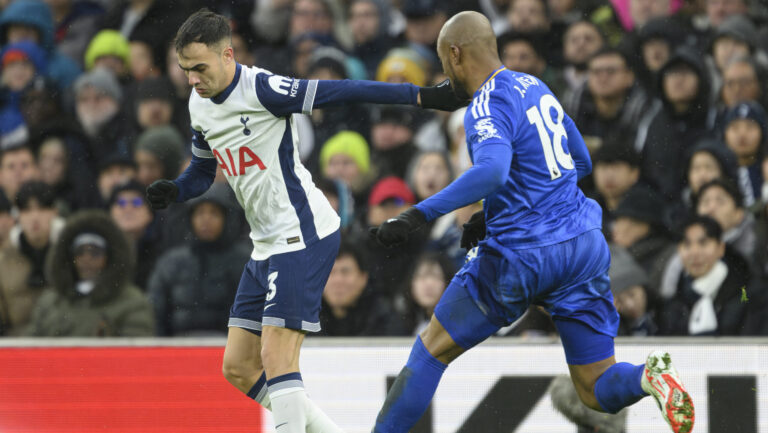 London, England - 2025 January 26th: Tottenham Hotspur's Sergio Reguilon under pressure from Leicester City's Jordan Ayew during the Premier League 2024/25 League match between Tottenham Hotspur FC and Leicester City FC at Tottenham Hotspur Stadium on January 26th, 2025 in London, England. (Photo by David Horton/SPP)   (David Horton/SPP) (Photo by David Horton/SPP/Sipa USA)
2025.01.26 Londyn
pilka nozna Liga angielska
Tottenham Hotspur - Leicester City
Foto David Horton/SPP/SIPA USA/PressFocus

!!! POLAND ONLY !!!