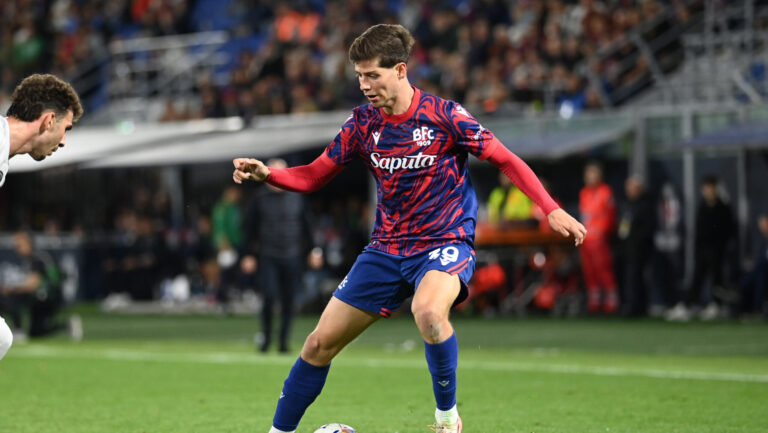 Pedrola Estanislau (Bologna Fc) in action  during  Bologna FC vs Empoli FC, Italian football Coppa Italia match in Bologna, Italy, April 24 2025 (Photo by Gianluca Ricci/IPA Sport / ipa-agency.net/IPA/Sipa USA)
2025.04.25 Bolonia
pilka nozna puchar wloch
Bologna FC - Empoli FC
Foto IPA/SIPA USA/PressFocus

!!! POLAND ONLY !!!